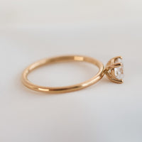 Ernst Forssell Collectées Blanche Cushion Cut 0,60 ct Förlovningsring