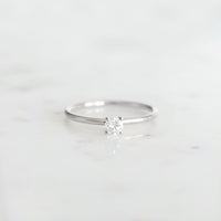 Celine-0,20-vitguld-forlovningsring