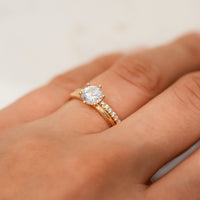 Collectees-Adele-1_00-18K-RG-forlovningsring1