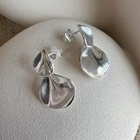 Drakenberg Sjölin Hortensia Earrings Silver