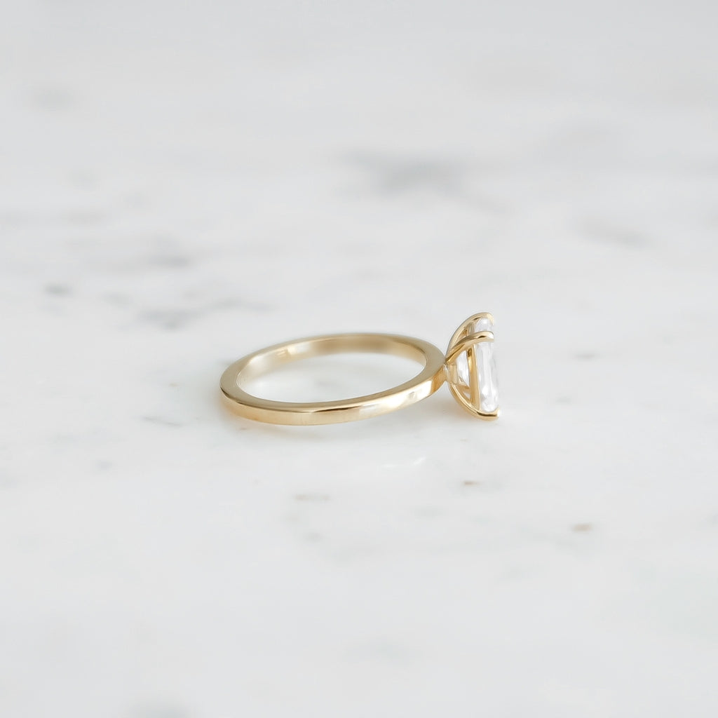 Kate-radiant-rodguld-solitarring-forlovningsring