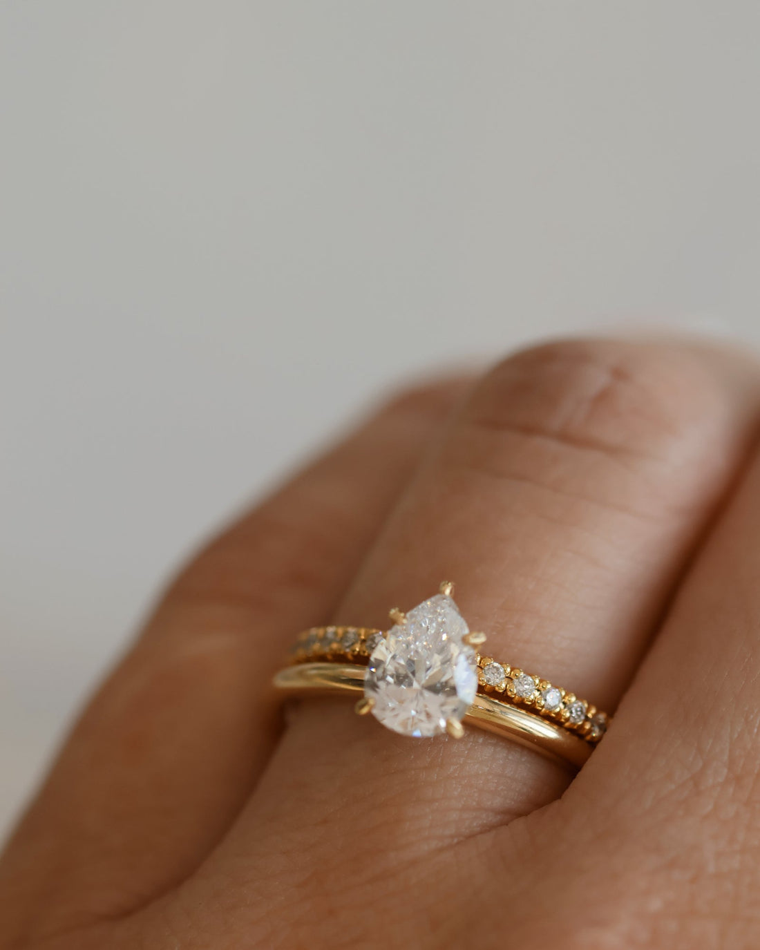 Ernst Forssell Collectées Lucie Pear Cut 1,10 ct Förlovningsring