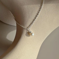 Drakenberg Sjölin Petite Pearl Single Necklace Silver