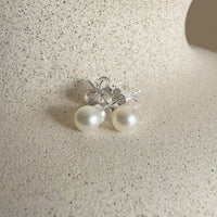 Drakenberg Sjölin Petite Pearl Single Studs Silver