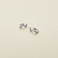 lotus-9-huggie-silver-maria-black