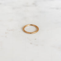 Mari-rödguld-slät-ring-collectees