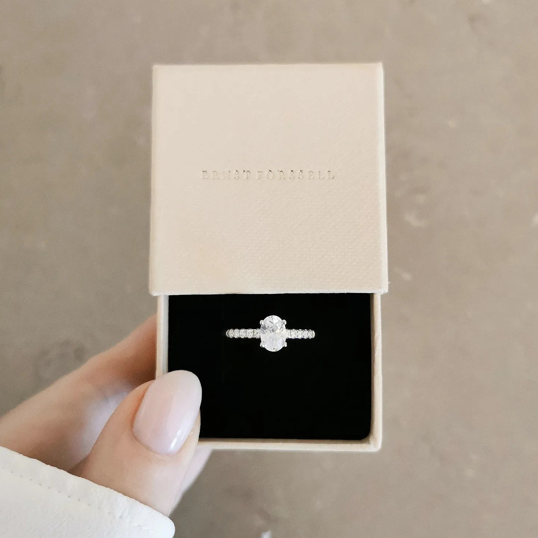 claire-0,60-förlovningsring-vitguld-collectees