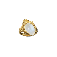 Goddess_ring_gold_maanesten