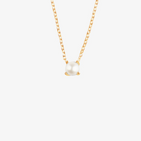 Petite-Pearl-necklace-gold