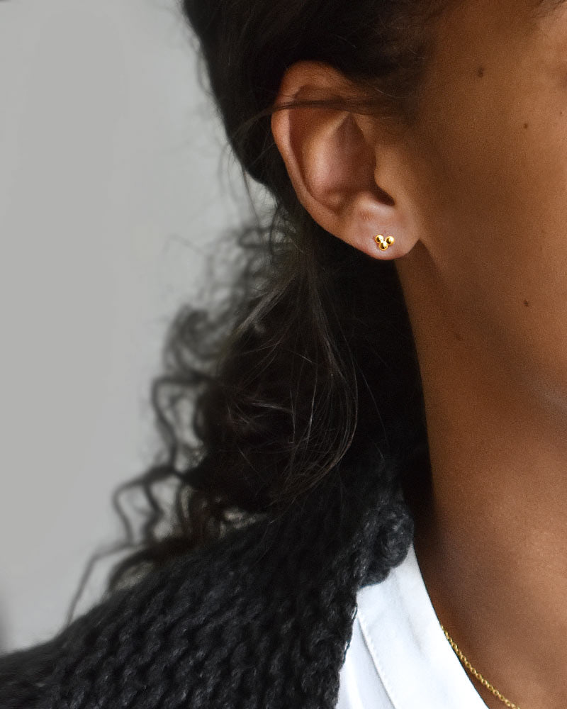 drops-studs-gold