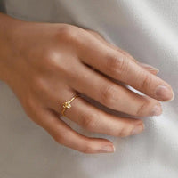 Drakenberg Sjölin Le Knot Drop Ring Gold