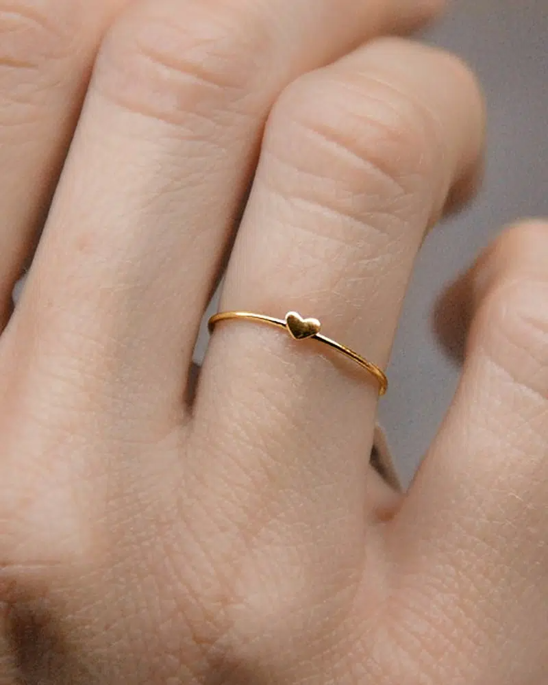 loving-heart-drop-ring-gold