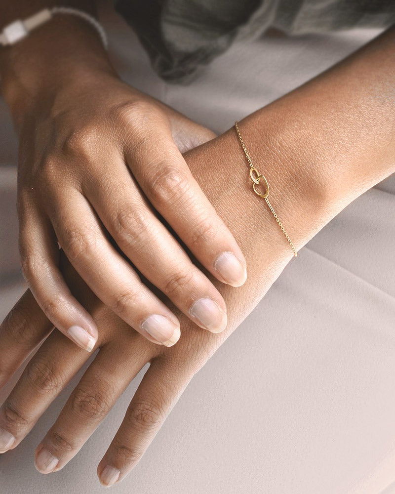 Together-drop-bracelet-gold