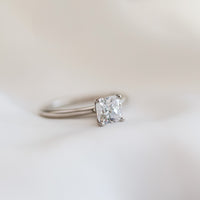 Ernst Forssell Collectées Blanche Cushion Cut 1,00 ct Förlovningsring