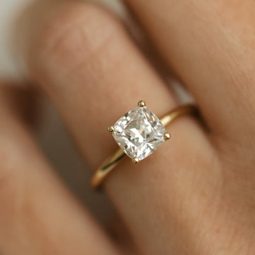 Ernst Forssell Collectées Blanche Cushion Cut 1,75 ct Förlovningsring
