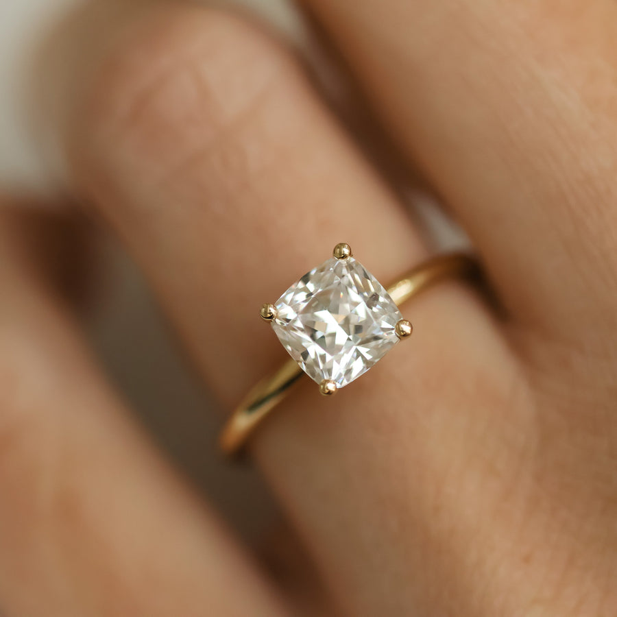 Ernst Forssell Collectées Blanche Cushion Cut 1,75 ct Förlovningsring