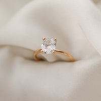 Ernst Forssell Collectées Claire Oval Cut 2,00 ct Förlovningsring