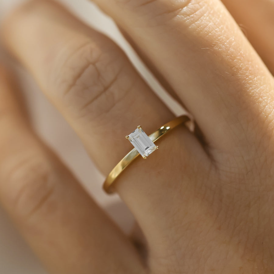 Ernst Forssell Collectées Ella Emerald Cut 0,30 ct Förlovningsring