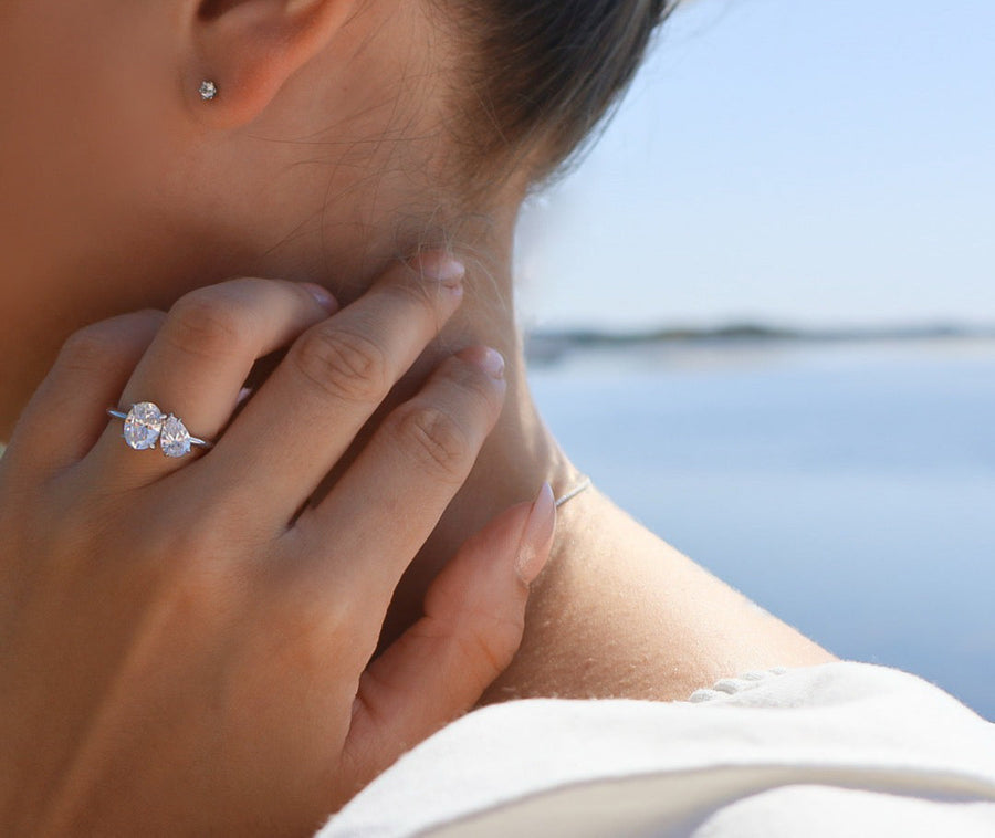 Faye Toi et Moi Förlovningsring i 18K Återvunnet vitguld