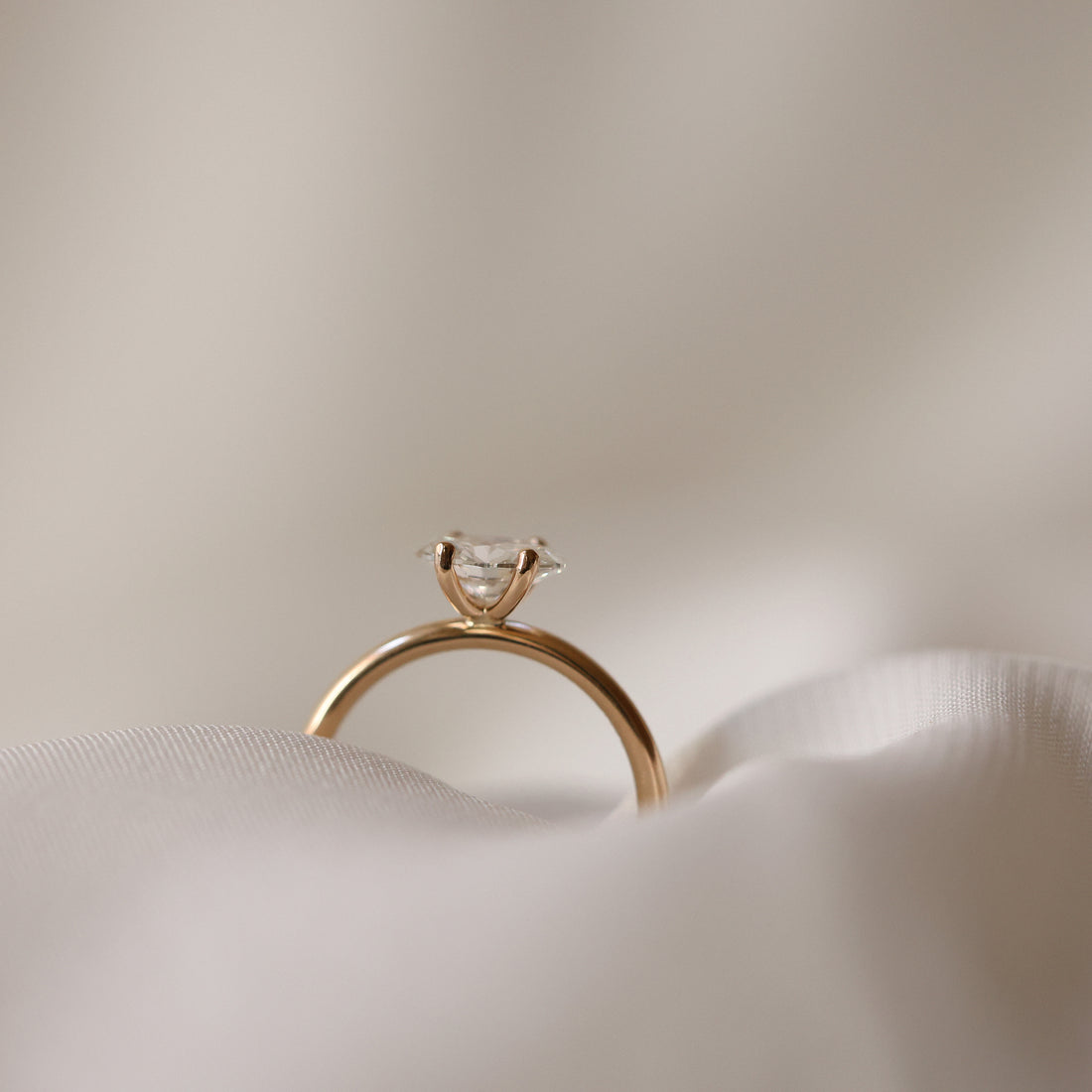 Grace East To West Förlovningsring