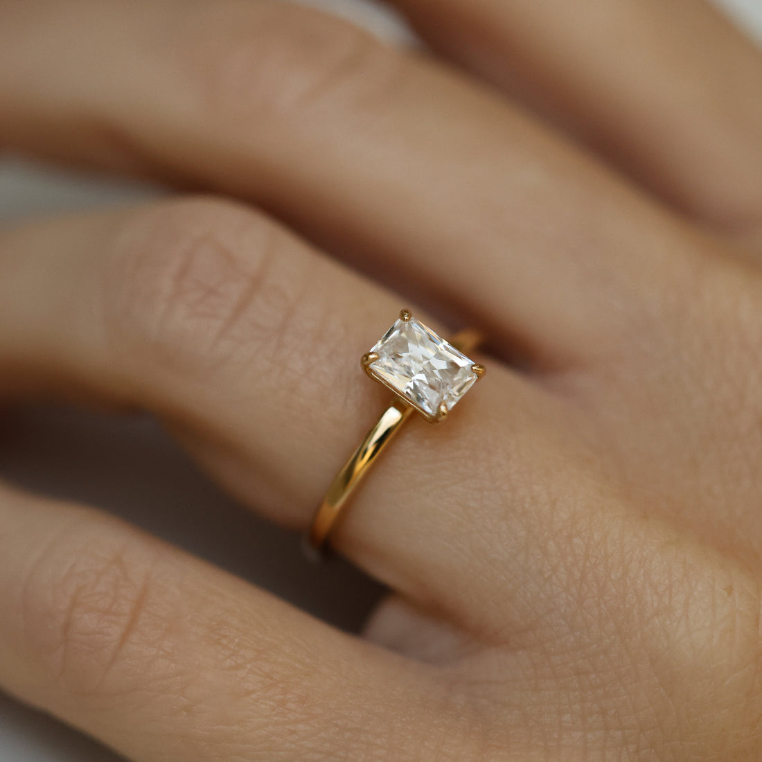 Ernst Forssell Collectées Kate Radiant Cut 1,00 ct Förlovningsring