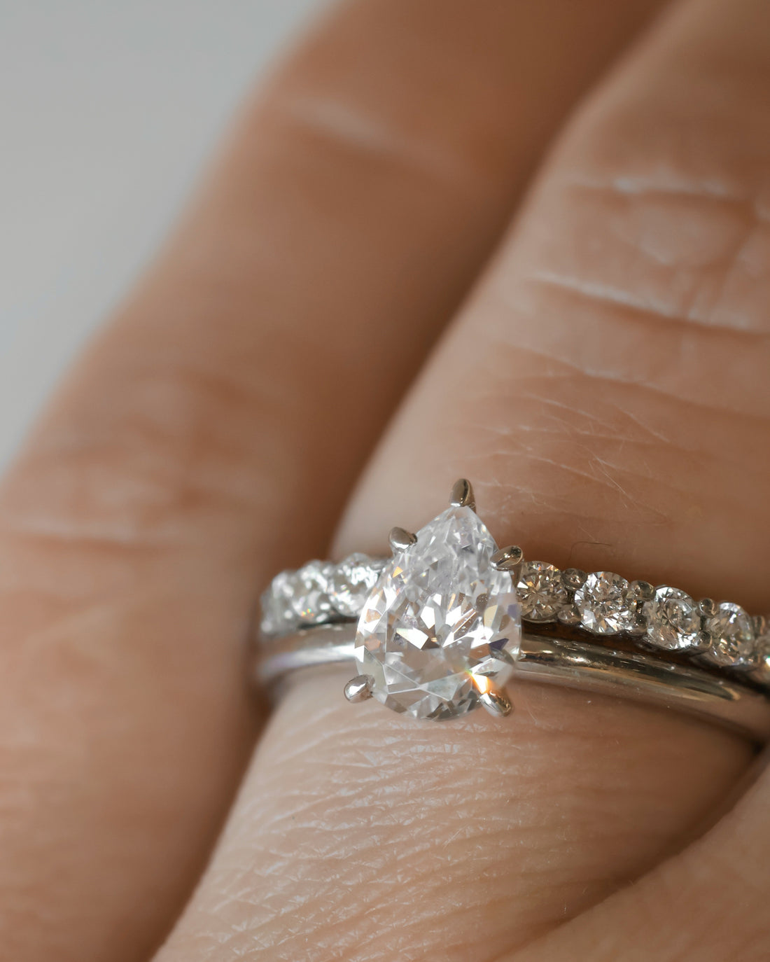 Ernst Forssell Collectées Lucie Pear Cut 1,10 ct Förlovningsring