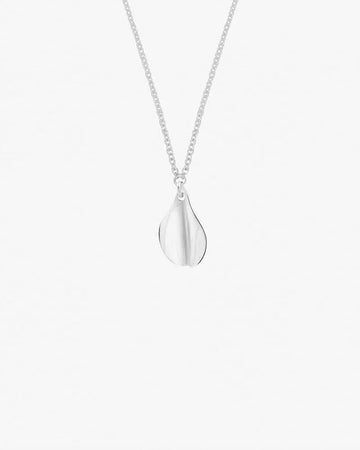 a-forest-drop-necklace