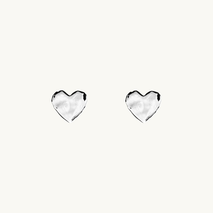 organic-heart-mini-earrings-silver-emma-israelsson