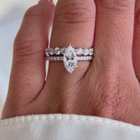 Ernst Forssell Collectées Madison Marquise Cut 1,00ct med sidostenar Förlovningsring