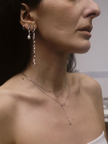 selene-earring-silver-maria-black