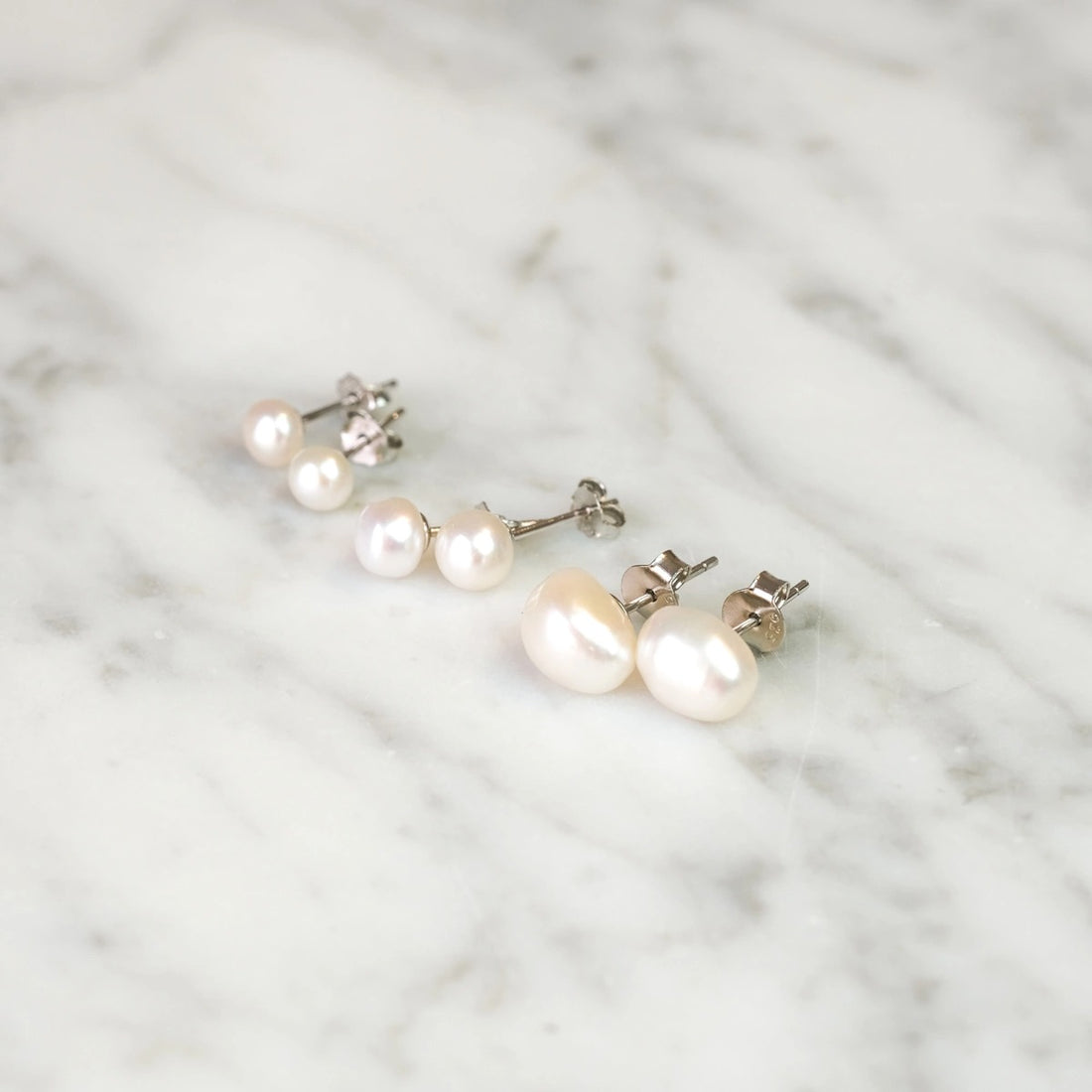 Emma Israelsson Freshwater Pearl Earrings S