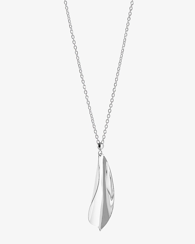Gardenia-necklace-drakenberg-sjolin