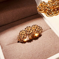    dew-band-ring-gold