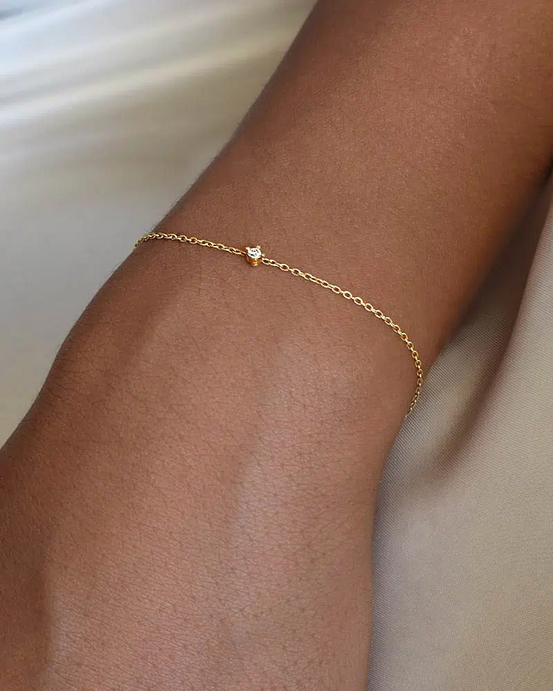 diamond-sky-drop-bracelet-gold