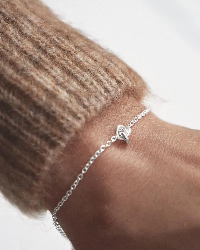 Drakenberg Sjölin Le Knot Drop Bracelet