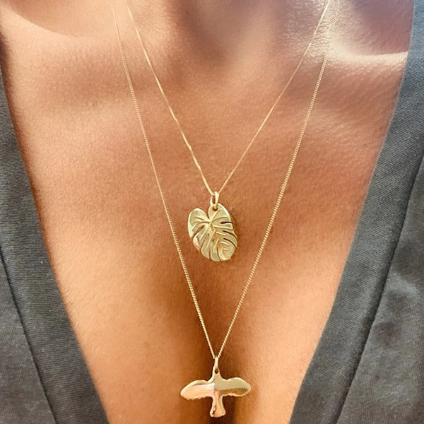 Emma Israelsson Palm Leaf Necklace Gold