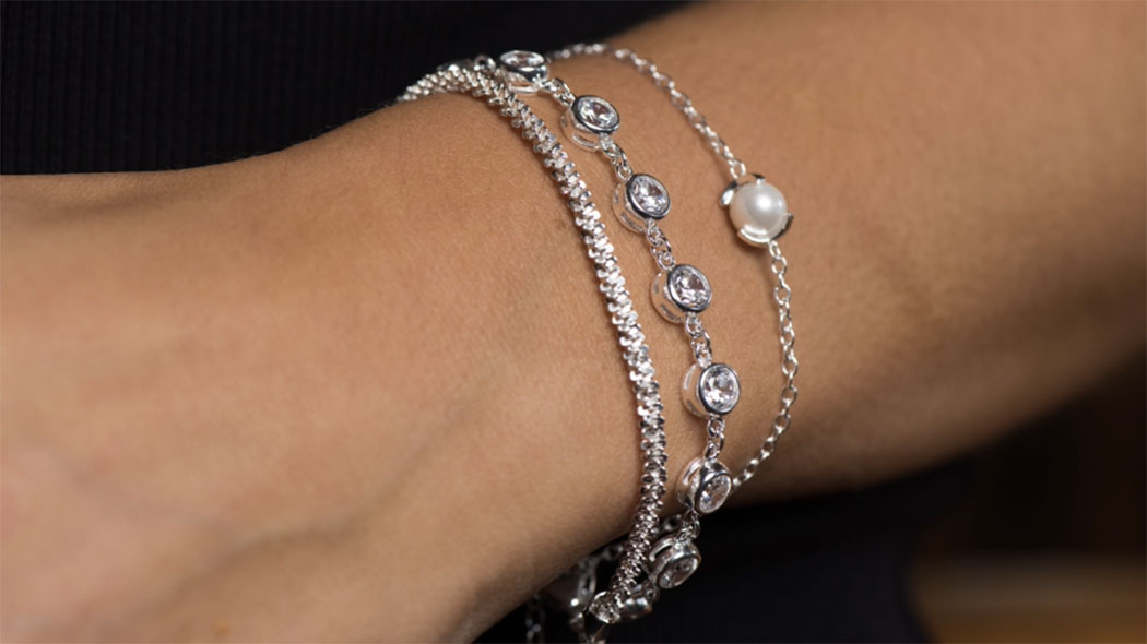    pearl-chain-braclet-silver
