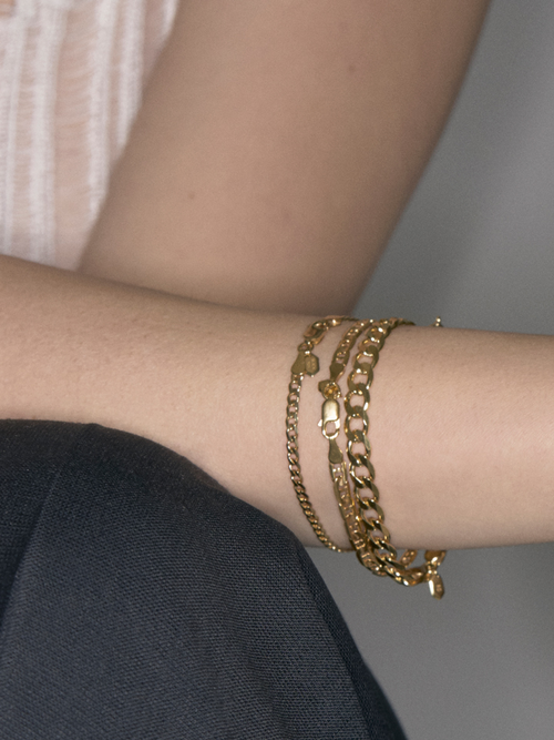 saffi-bracelet-gold-maria-black