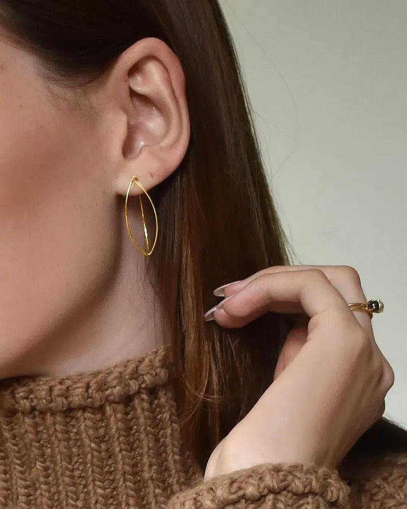    Together-small-earrings-gold